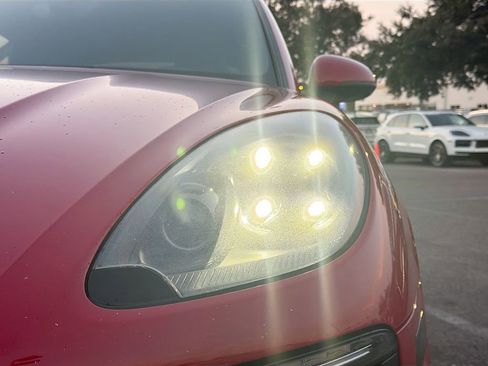 Used 2017 Porsche Macan GTS w/ Premium Package Plus image 9