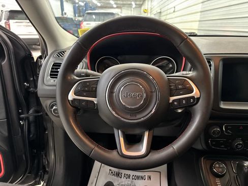 Used 2021 Jeep Compass Trailhawk AWD/4WD image 11
