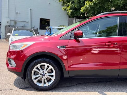 Used 2018 Ford Escape SE AWD/4WD image 10