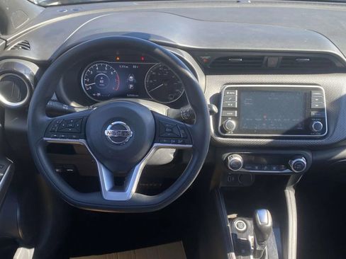 Used 2020 Nissan Kicks SV image 12