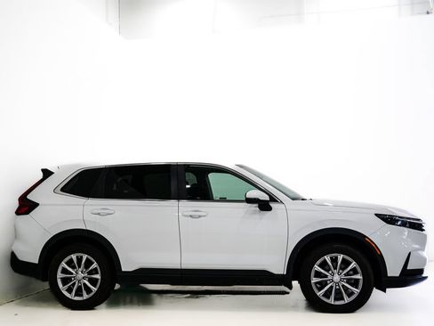Used 2024 Honda CR-V EX image 5