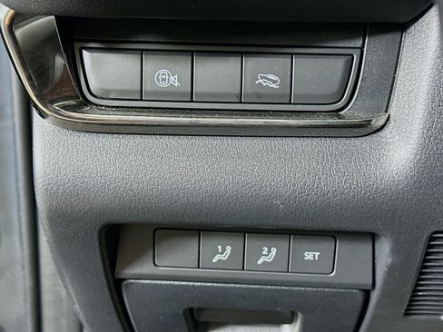 Used 2025 MAZDA CX-30 AWD 2.5 S w/ Preferred Package image 17