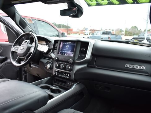 Used 2021 RAM 1500 Big Horn image 31