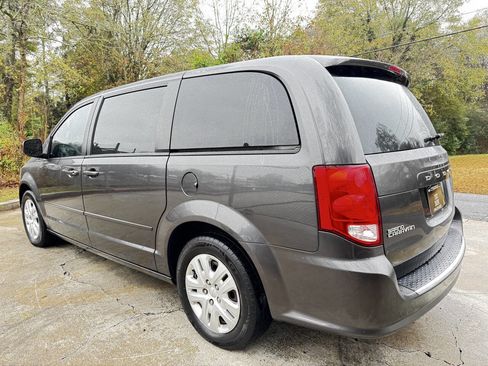 Used 2017 Dodge Grand Caravan SE w/ Power Window Group image 10