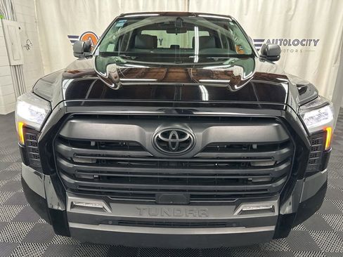 Used 2024 Toyota Tundra SR5 w/ SR5 Convenience Package AWD/4WD image 4
