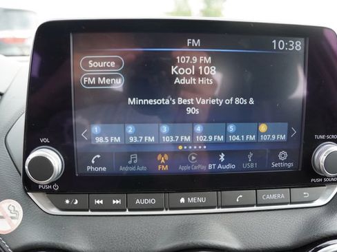 Used 2025 Nissan Sentra SV w/ All-Weather Package FWD image 5