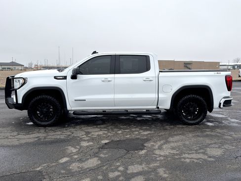 Used 2022 GMC Sierra 1500 Elevation image 9