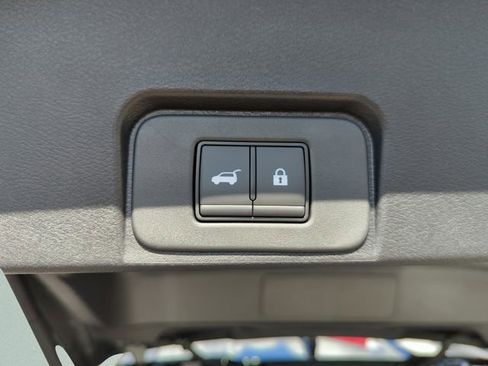 New 2026 Nissan Rogue SV image 17