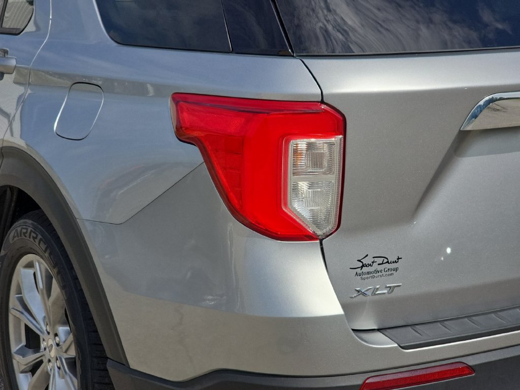 Used 2022 Ford Explorer XLT w/ Equipment Group 202A RWD image 31