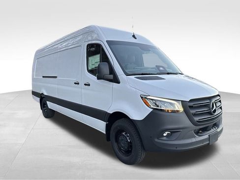 New 2025 Mercedes-Benz Sprinter 3500 image 7