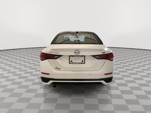 Certified 2025 Nissan Sentra SR w/ SR Premium Package image 9