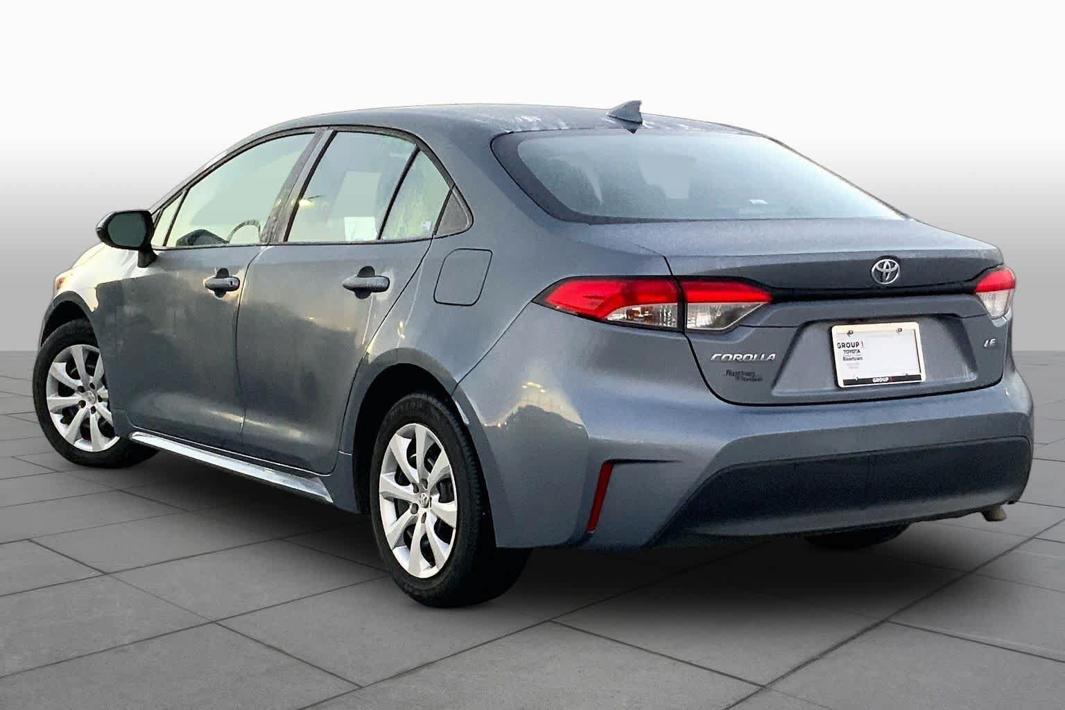 Used 2024 Toyota Corolla LE FWD image 11