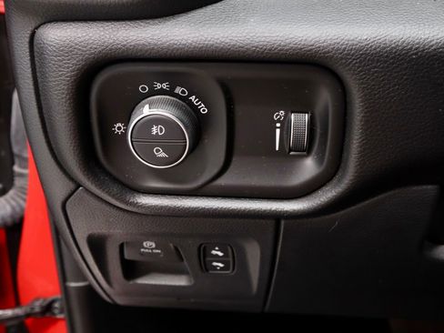 Used 2022 RAM 1500 Big Horn image 27