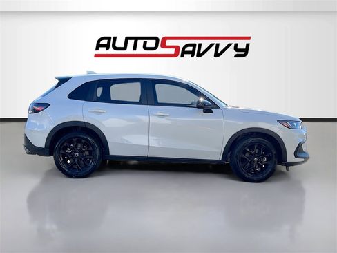 Used 2025 Honda HR-V Sport image 8