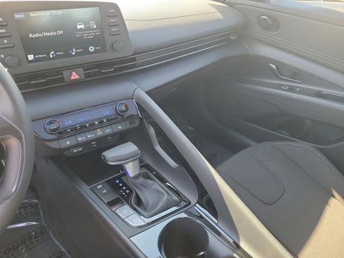 New 2026 Hyundai Elantra SEL Sport image 24