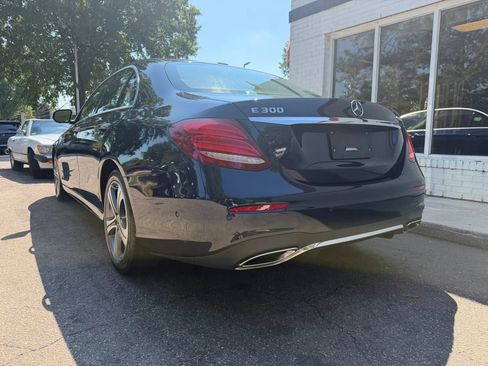 Used 2019 Mercedes-Benz E 300 4MATIC w/ Premium 1 Package image 7