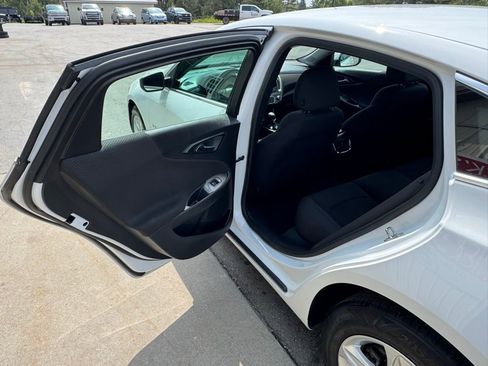 Used 2023 Chevrolet Malibu LT w/ Driver Confidence Package image 23