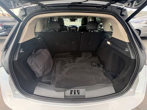 Used 2024 Lincoln Corsair Grand Touring AWD/4WD image 19