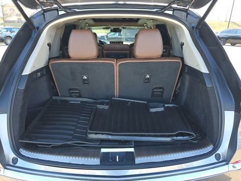 Used 2023 Acura MDX Advance image 18