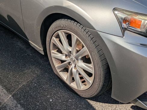 Used 2014 Lexus IS 250 RWD image 5