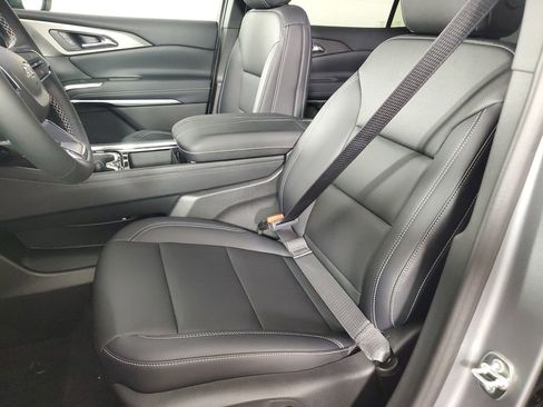 New 2026 Chevrolet Traverse LT w/ Midnight/Sport Edition FWD image 12