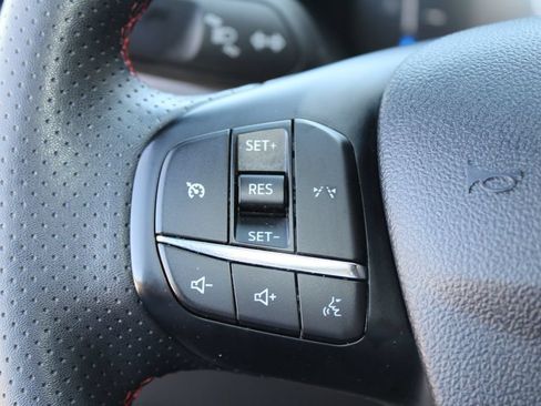 Used 2025 Ford Escape ST-Line AWD/4WD image 50