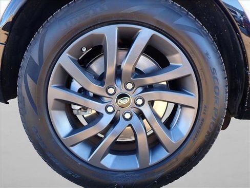 Used 2021 Land Rover Discovery S R-Dynamic image 7