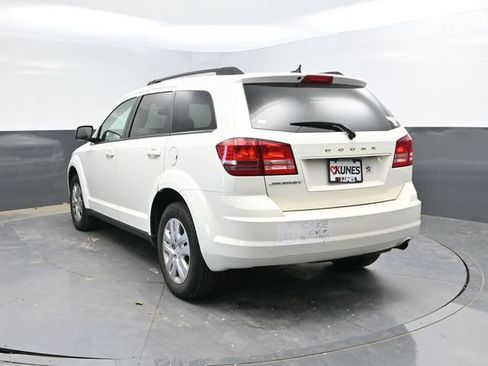 Used 2016 Dodge Journey SE w/ Flexible Seating Group FWD image 11