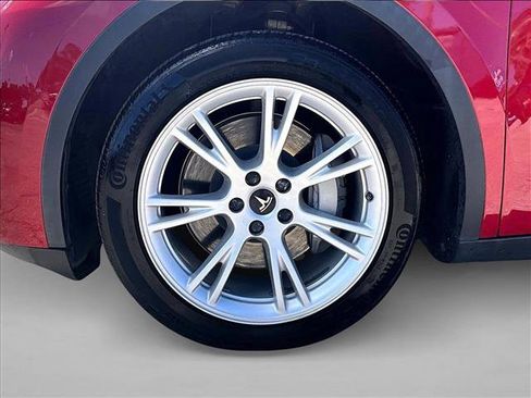 Used 2022 Tesla Model Y Long Range AWD/4WD image 10