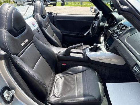 Used 2007 Saturn Sky Red Line RWD image 11