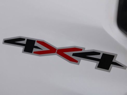 Used 2023 Chevrolet Colorado LT w/ LT Convenience Package II image 11