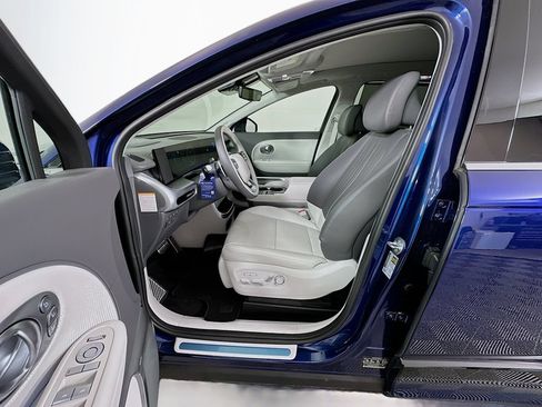 New 2026 Hyundai Ioniq 9 Calligraphy AWD/4WD image 16