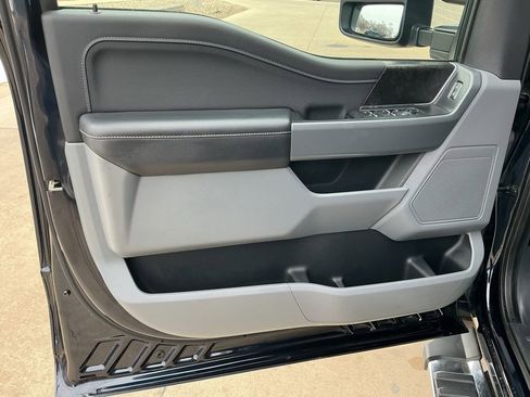 Used 2022 Ford F150 XLT w/ Equipment Group 302A High image 8