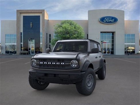 New 2025 Ford Bronco 4-Door w/ Sasquatch Package image 2