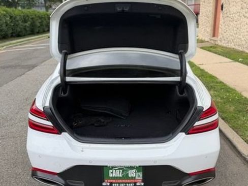 Used 2022 Genesis G70 3.3T w/ Sport Advanced Package AWD/4WD image 9