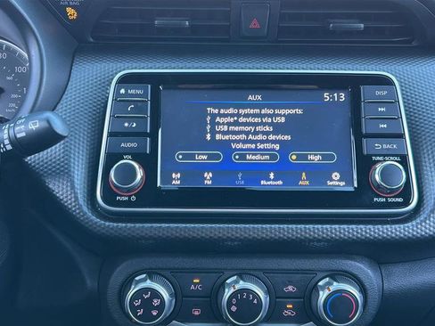 Used 2020 Nissan Kicks S image 26