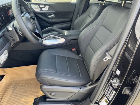 New 2025 Mercedes-Benz GLS 450 4MATIC image 18