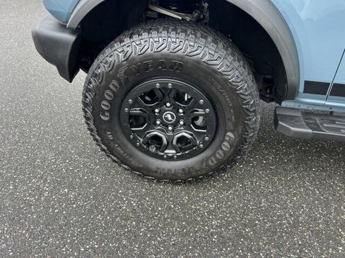 Certified 2022 Ford Bronco Wildtrak image 28