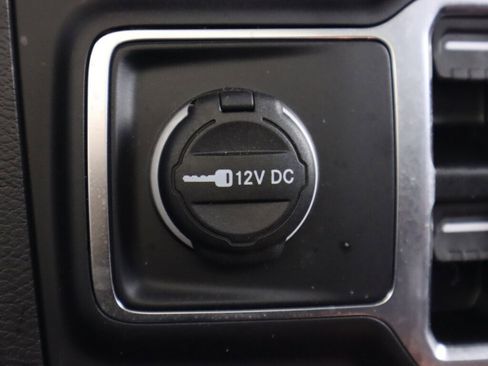 Used 2023 Jeep Wrangler Unlimited Sahara AWD/4WD image 26