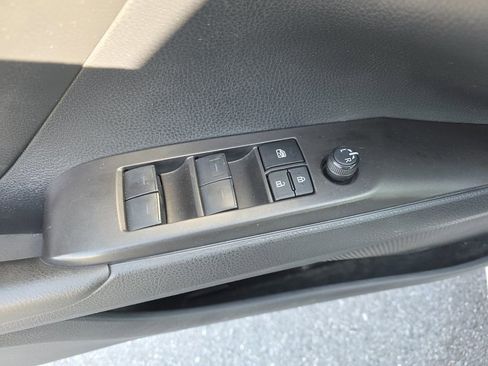 Used 2023 Toyota Camry LE image 20