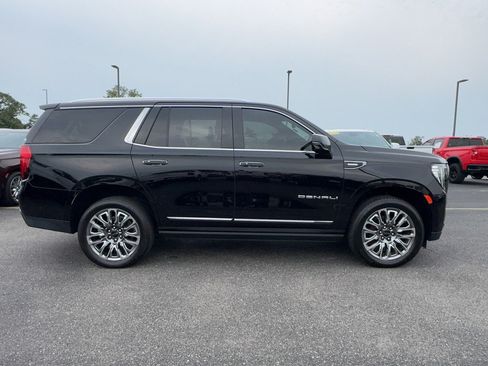 Certified 2024 GMC Yukon Denali Ultimate AWD/4WD image 1