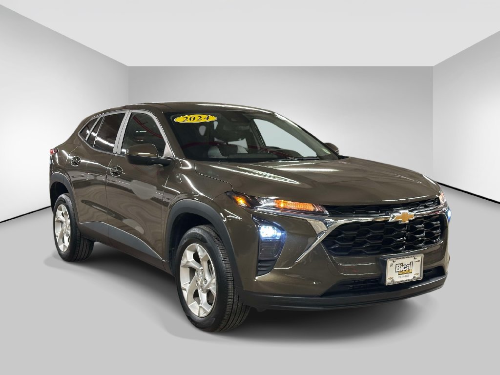 Certified 2024 Chevrolet Trax LS w/ LS Convenience Package FWD image 7
