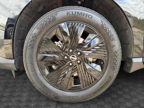 Certified 2025 Nissan Murano SV image 20