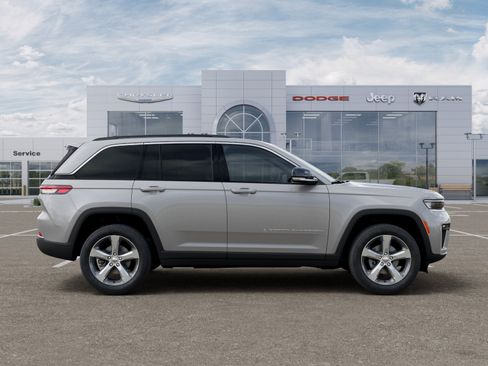 New 2026 Jeep Grand Cherokee Limited AWD/4WD image 47