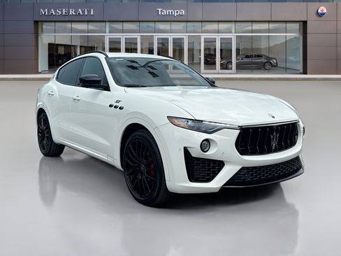 Used 2022 Maserati Levante GT AWD/4WD image 1