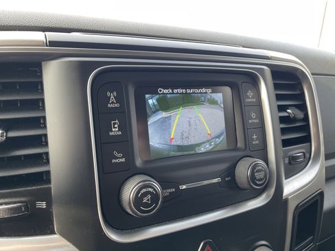 Used 2018 RAM 1500 Outdoorsman AWD/4WD image 19