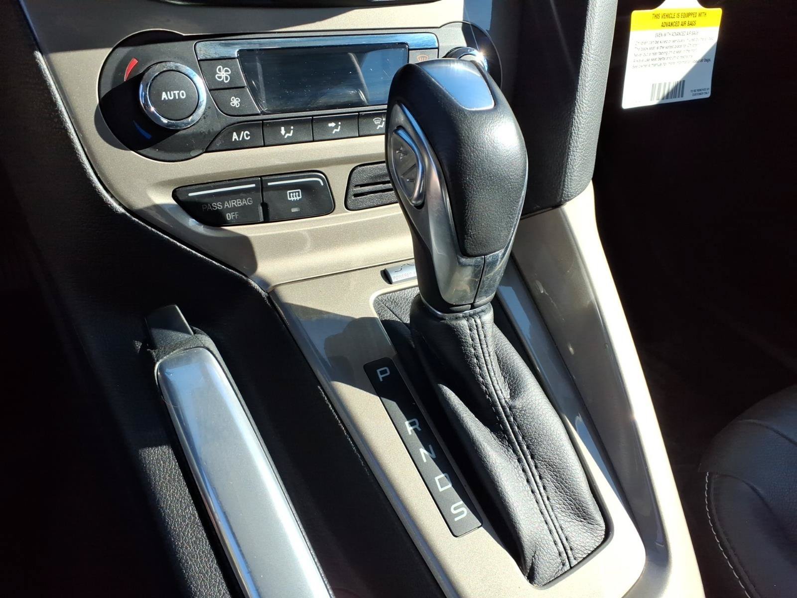 Used 2012 Ford Focus SEL FWD image 23
