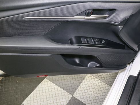 Used 2025 Toyota Camry SE FWD image 42