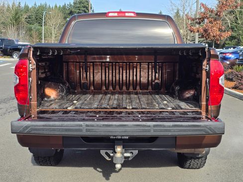 Used 2014 Toyota Tundra Platinum image 13