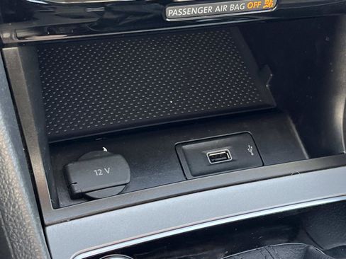 Certified 2022 Volkswagen Passat 2.0T SE image 14